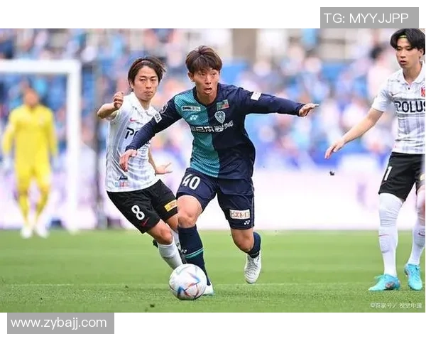 福冈黄蜂与琉球的较量谁能笑到最后胜负难测的精彩对决